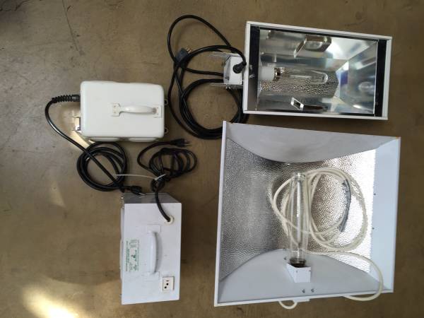 Two Grow Light 1K and 400W System